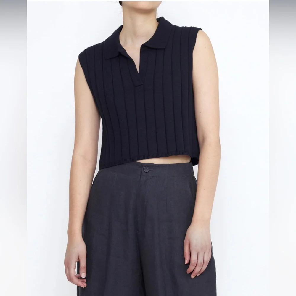 Collared Rib Vest (Navy) - Picture 1 of 7